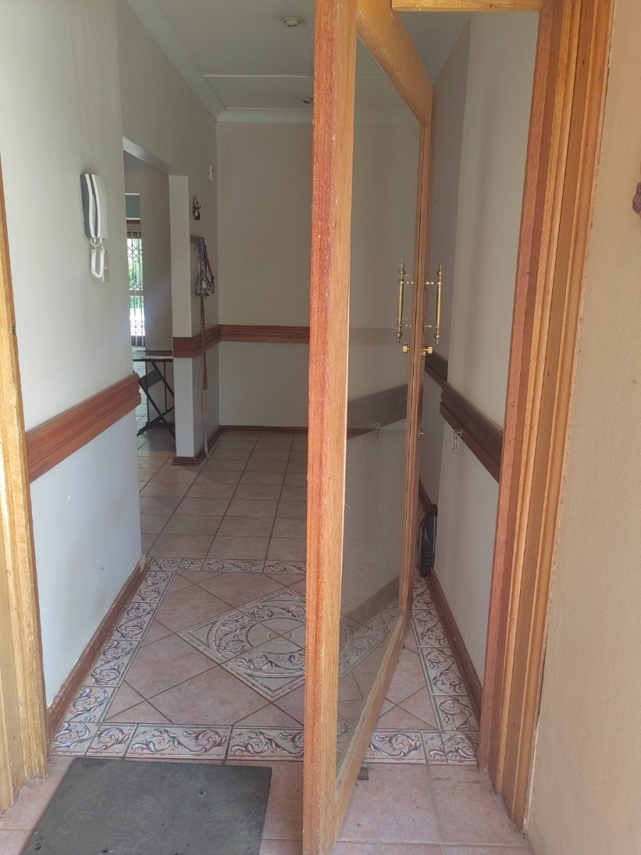  Bedroom Property for Sale in Monument Heights Northern Cape